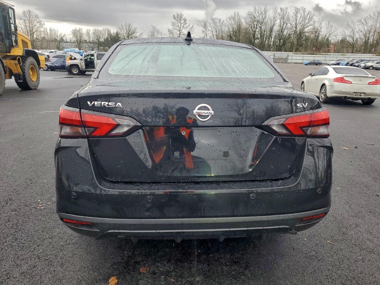 2020 NISSAN VERSA