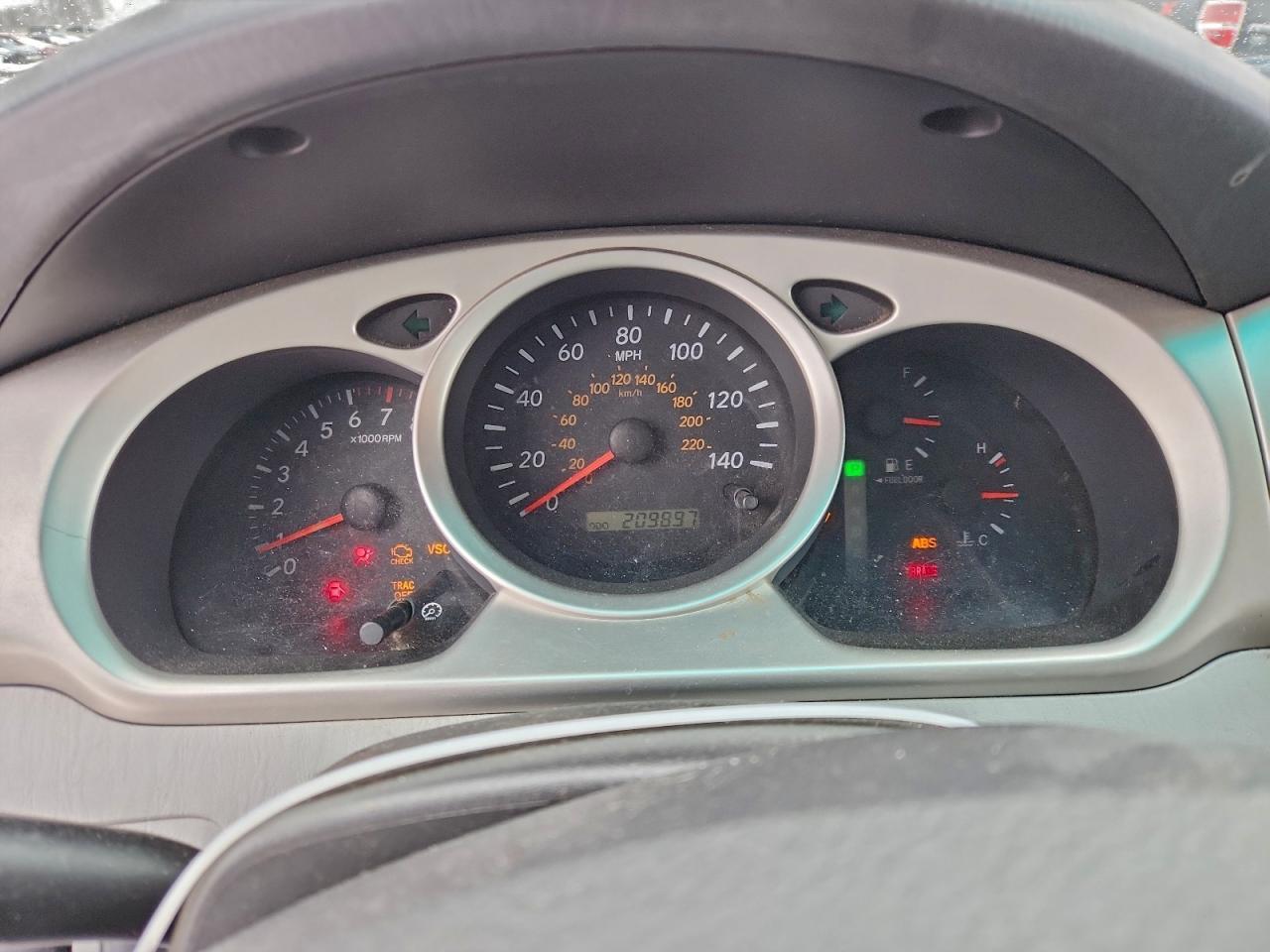 2005 TOYOTA HIGHLANDER