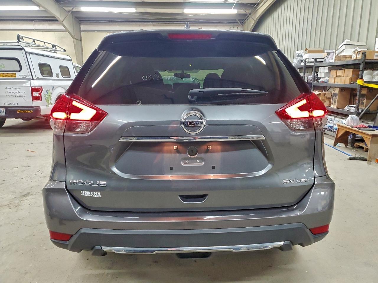 2017 NISSAN ROGUE