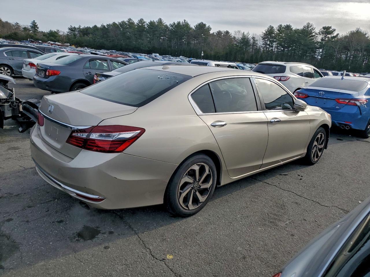 2017 HONDA ACCORD