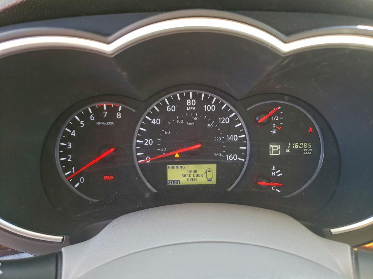 2013 NISSAN Quest
