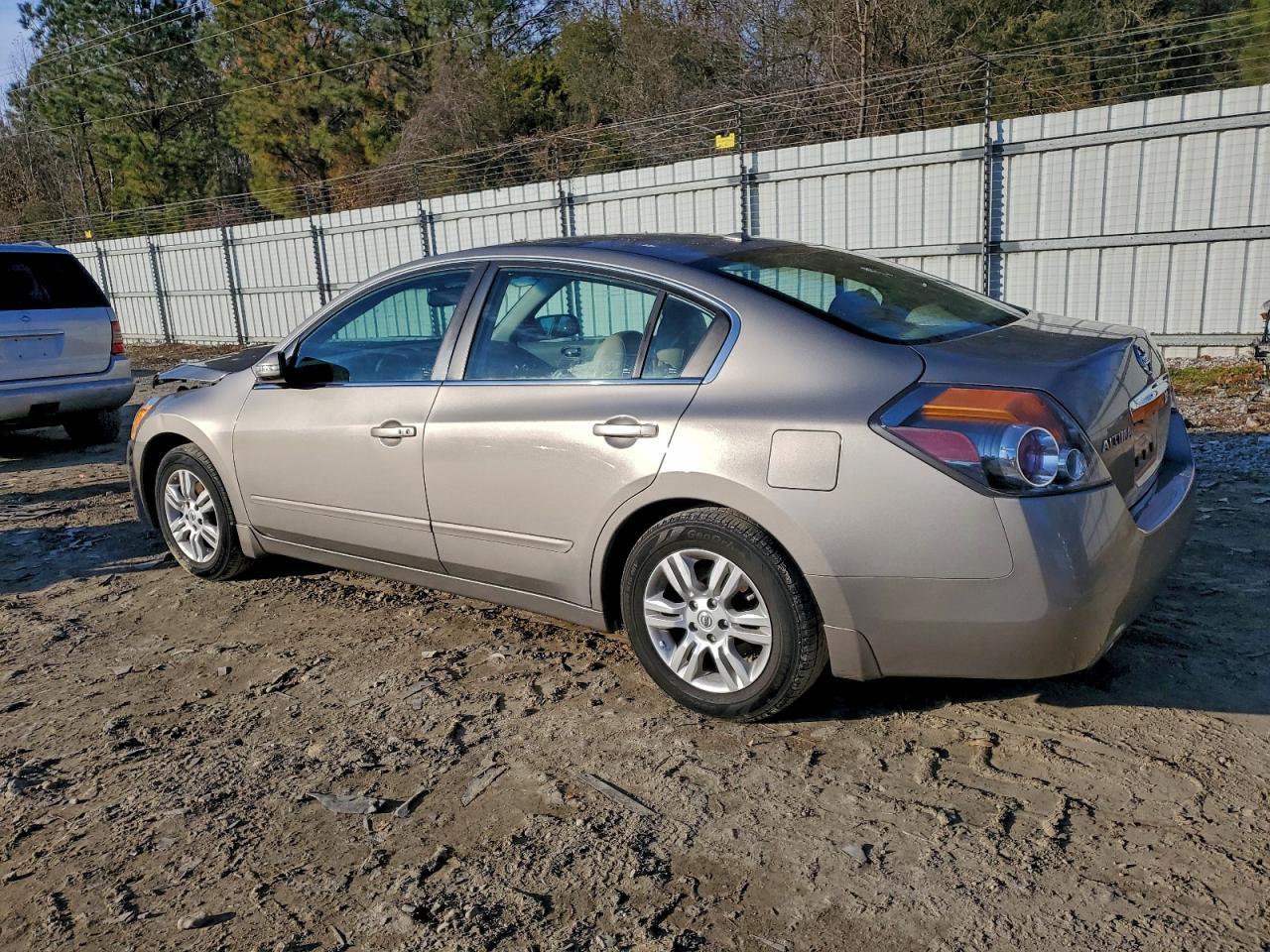2012 NISSAN ALTIMA
