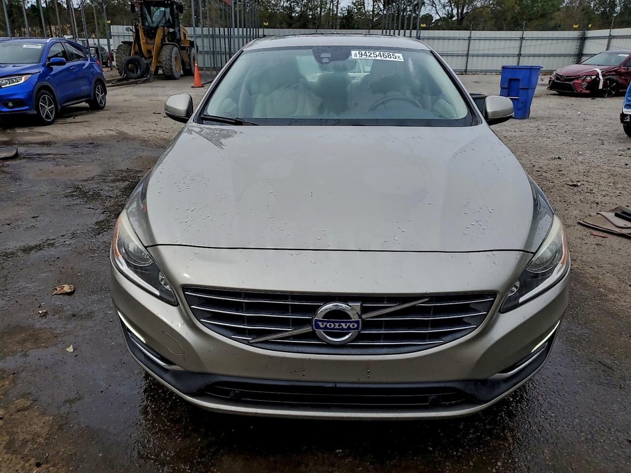 2016 VOLVO S60