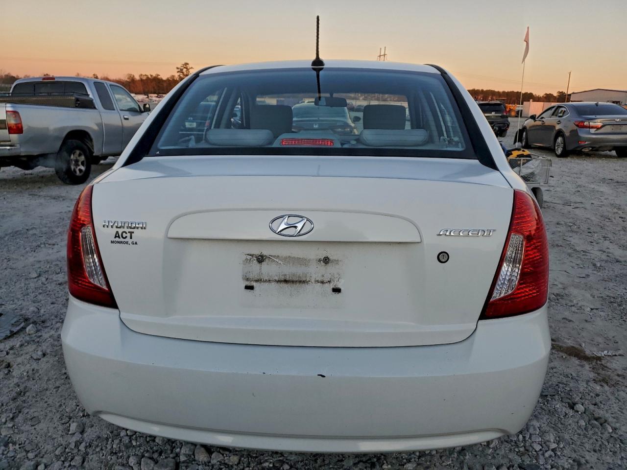 2011 HYUNDAI ACCENT