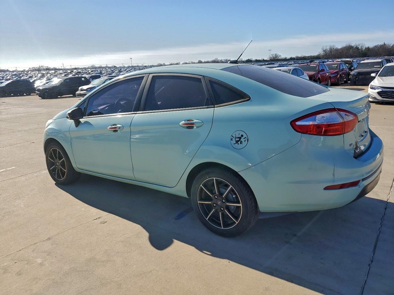 2017 FORD Fiesta