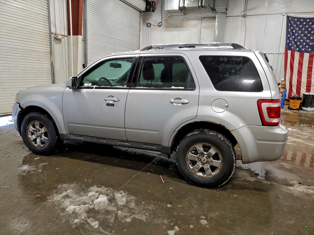2010 FORD ESCAPE