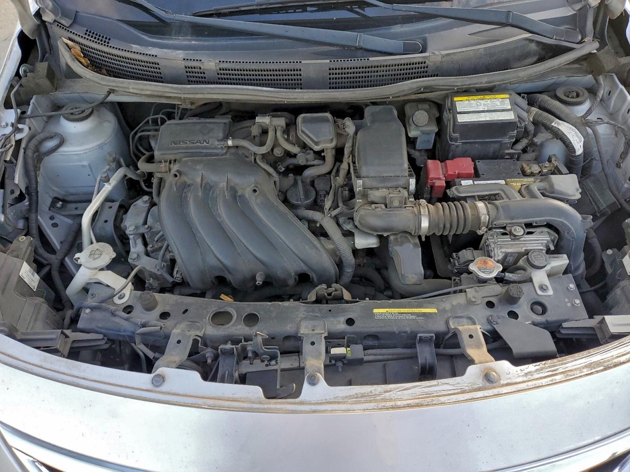 2015 NISSAN VERSA