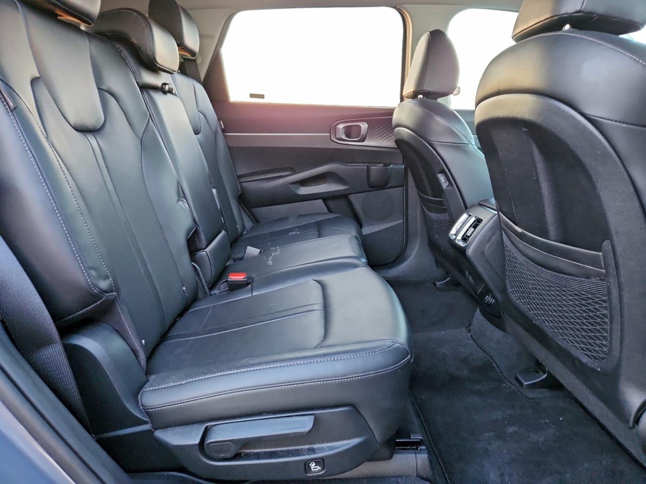 2024 KIA SORENTO