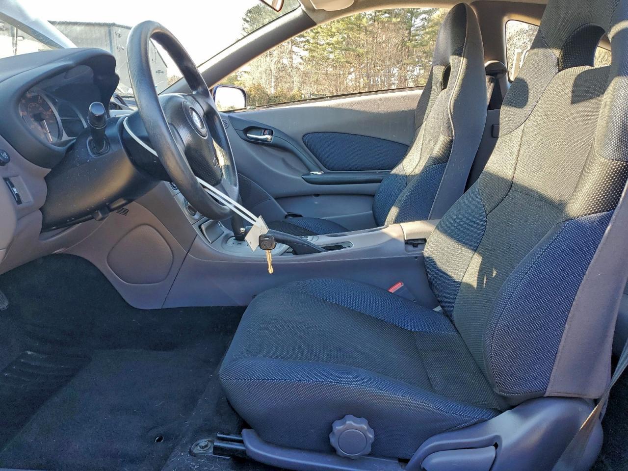 2002 TOYOTA Celica