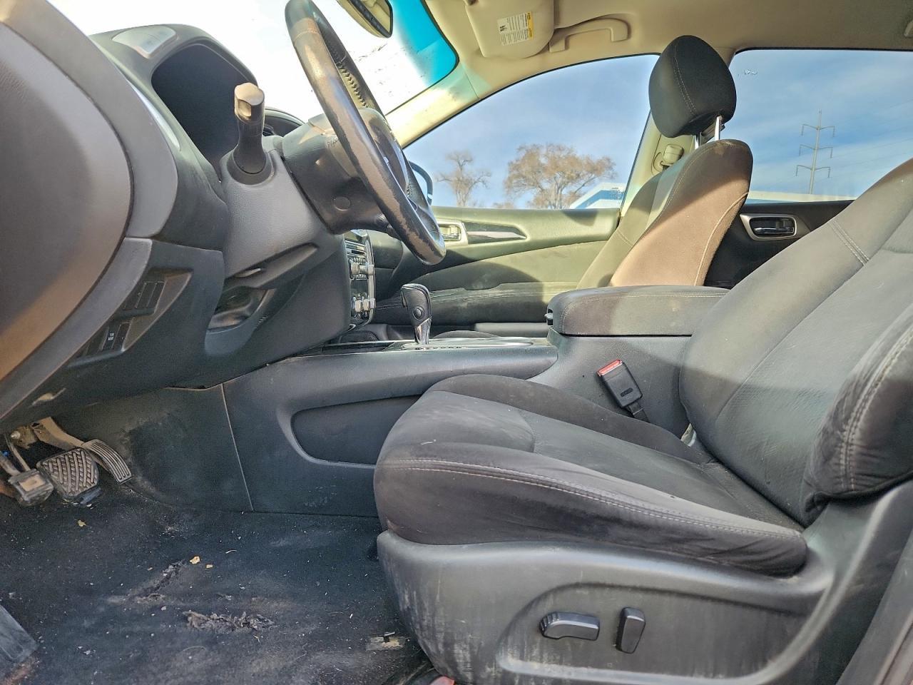 2016 NISSAN PATHFINDER
