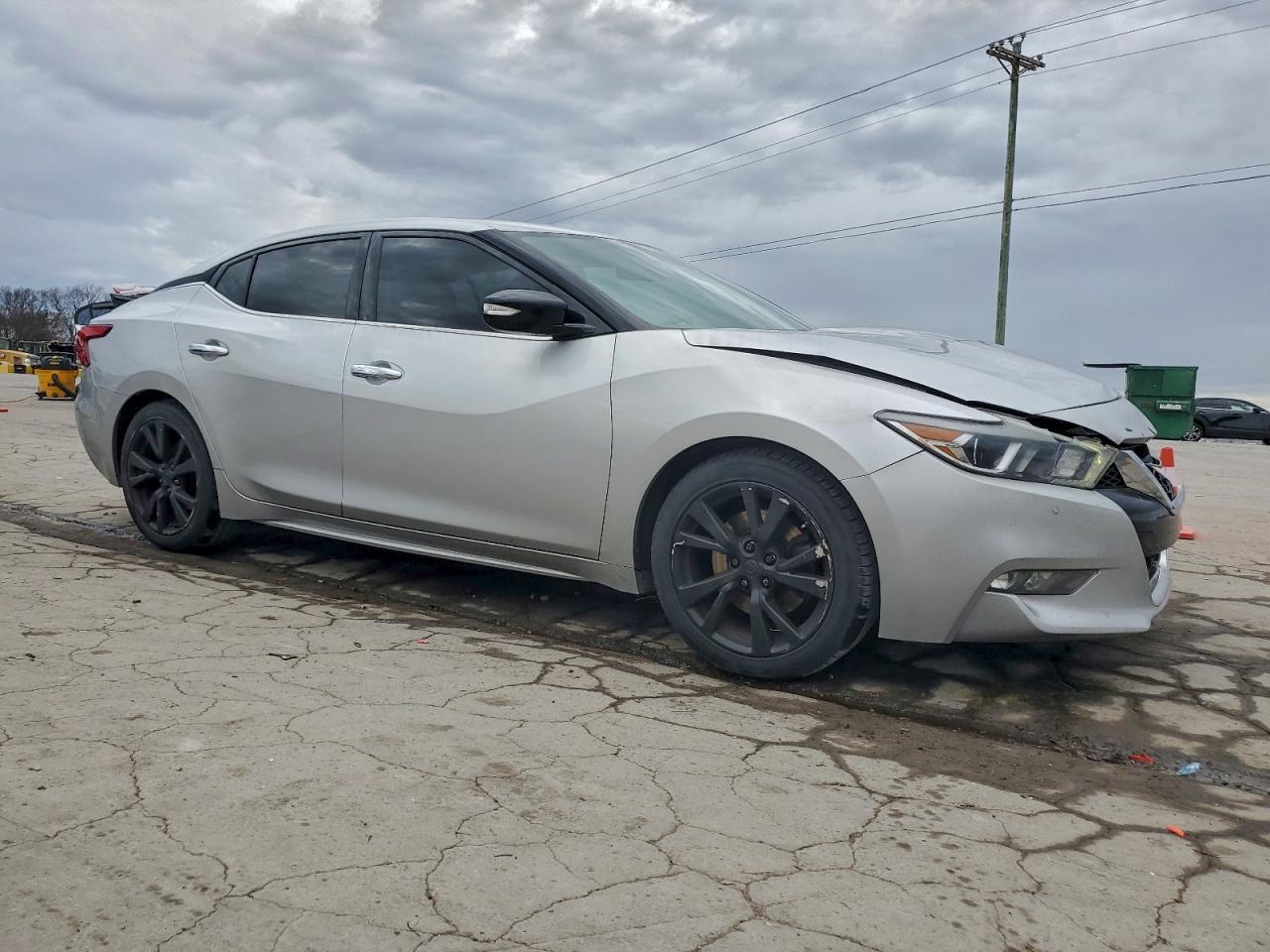 2018 NISSAN Maxima