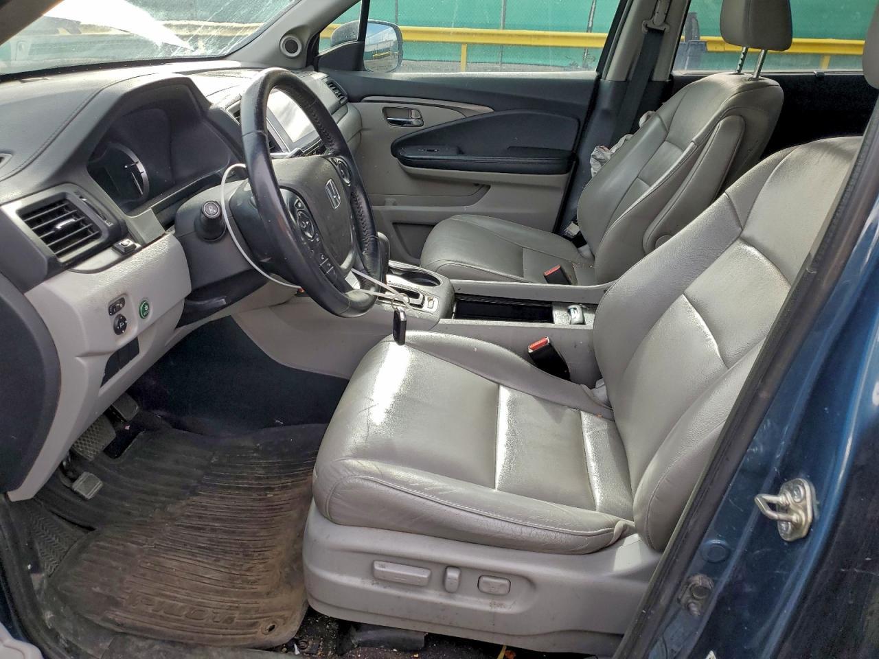 2016 HONDA PILOT
