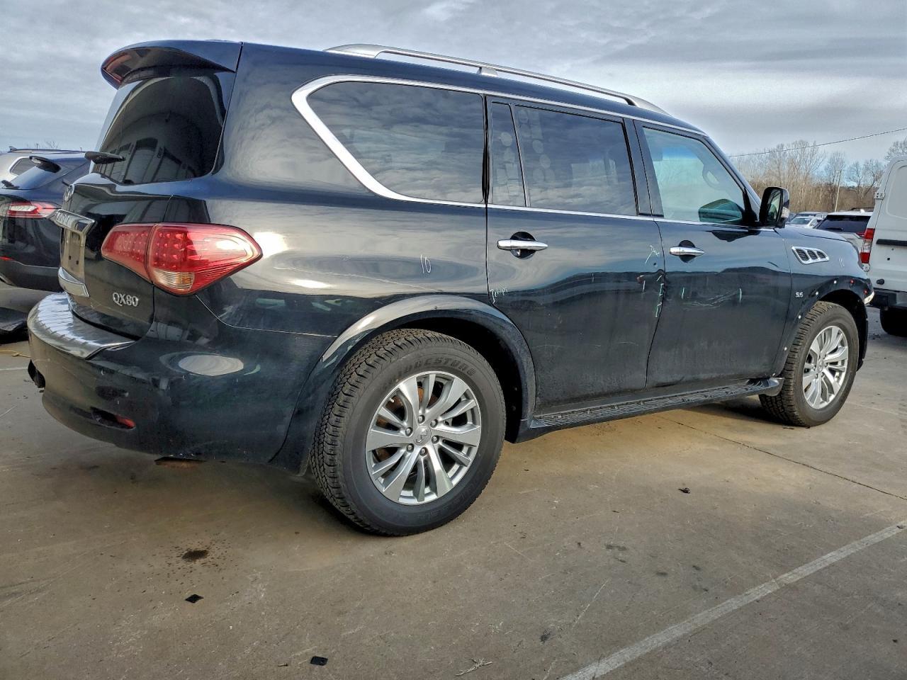 2016 INFINITI QX80