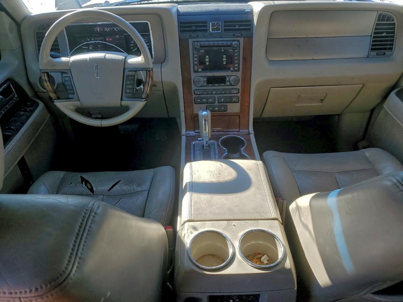 2013 LINCOLN Navigator