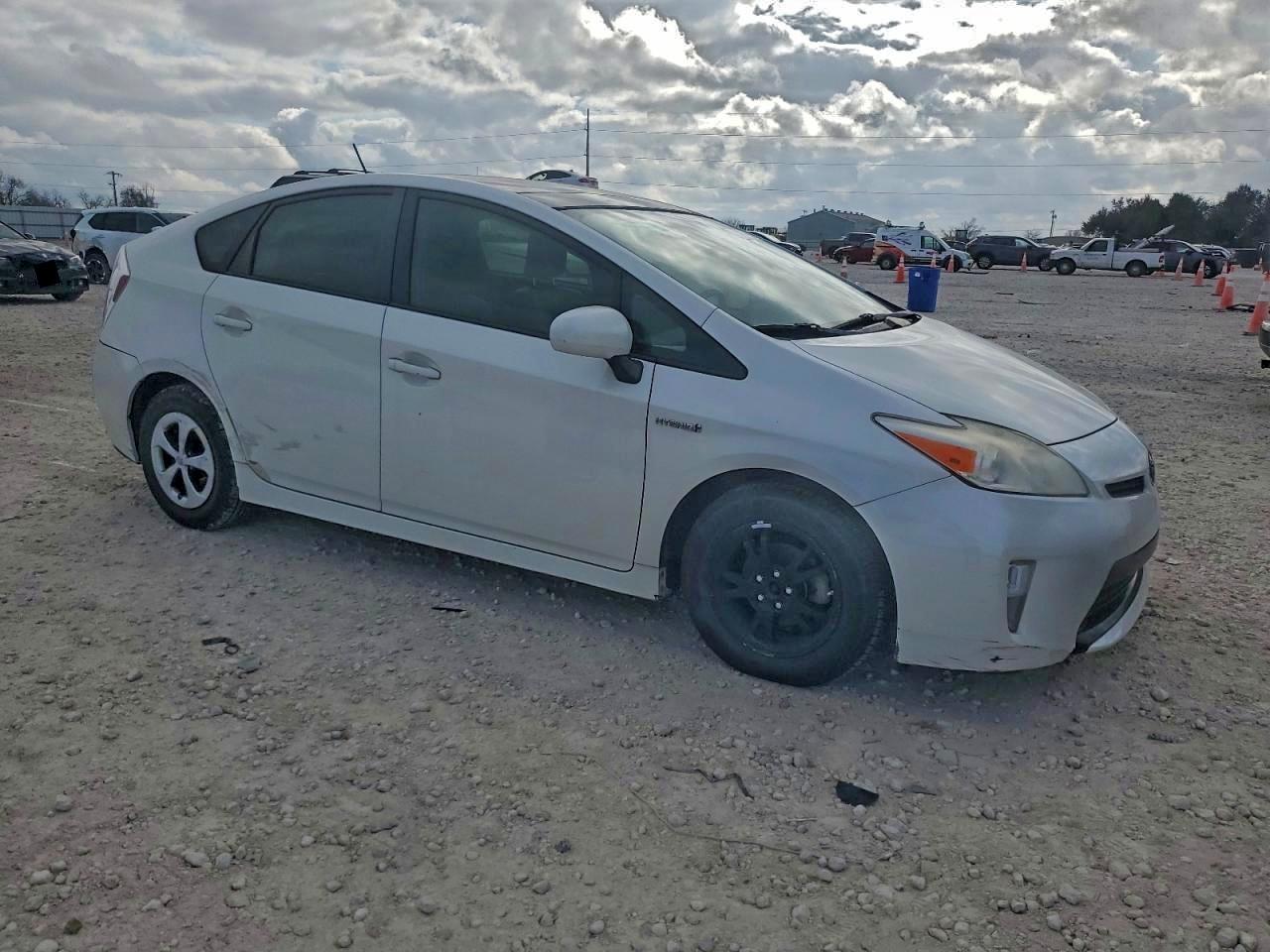 2013 TOYOTA PRIUS