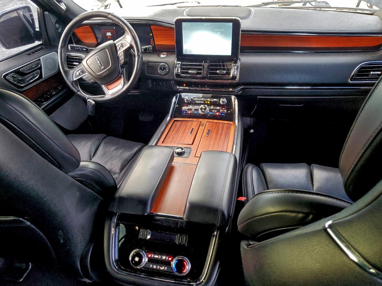 2019 LINCOLN Navigator