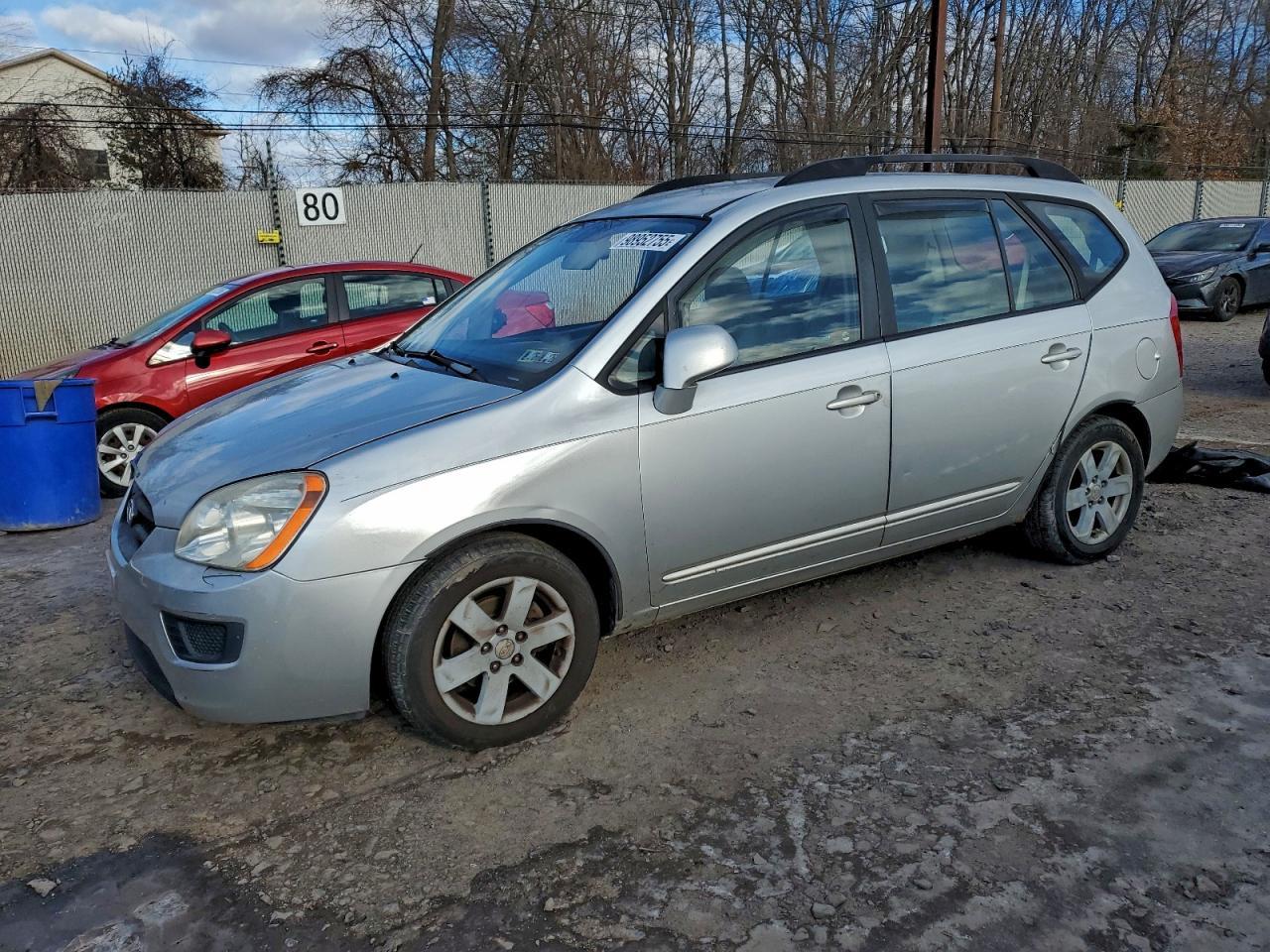 2009 KIA RONDO