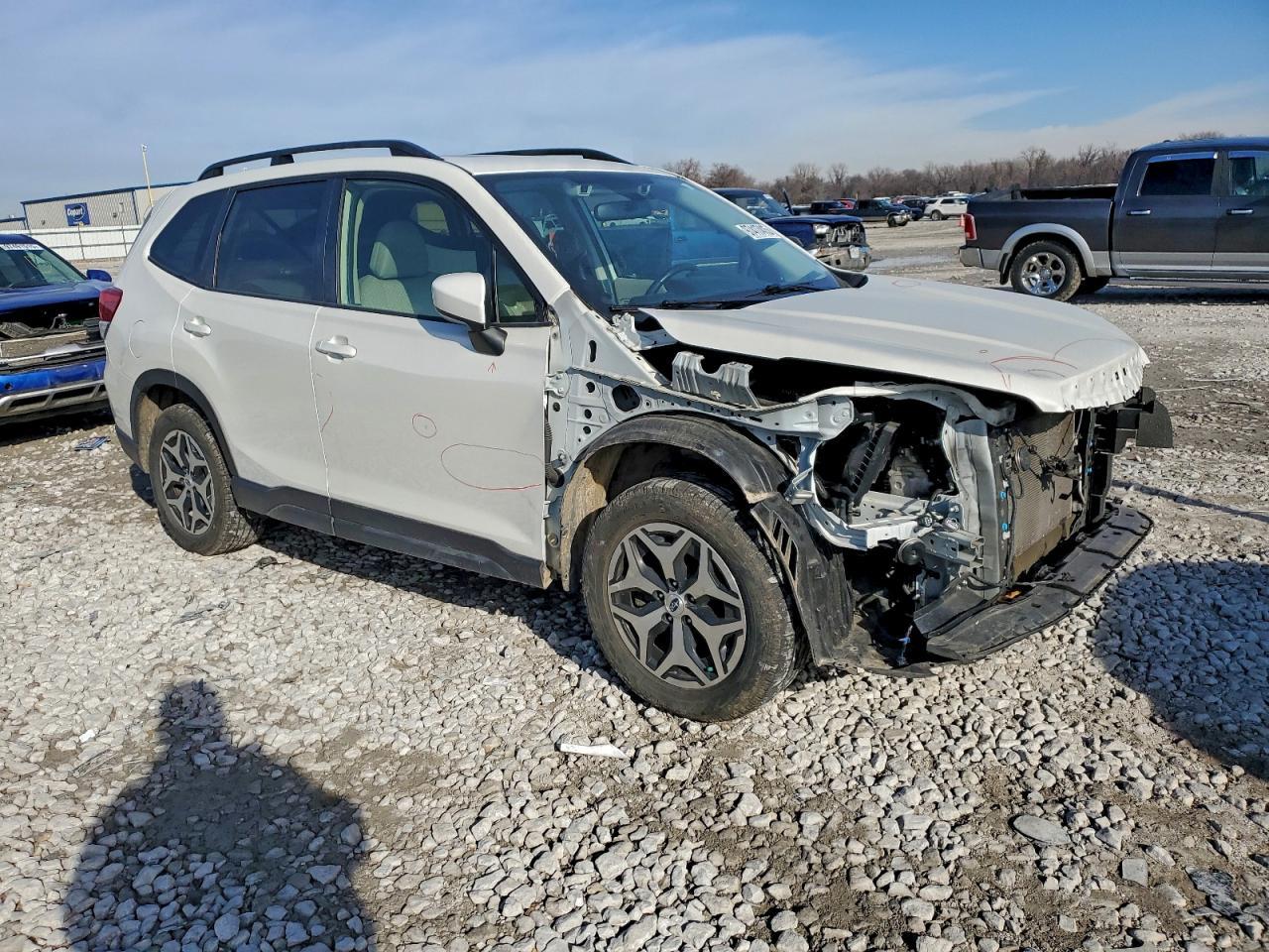 2021 SUBARU FORESTER