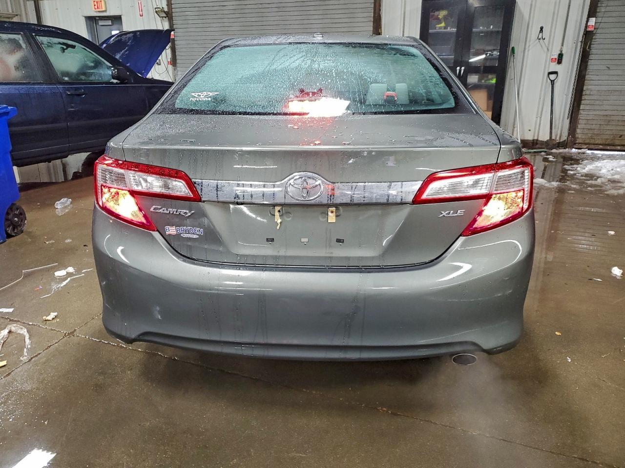 2014 TOYOTA CAMRY