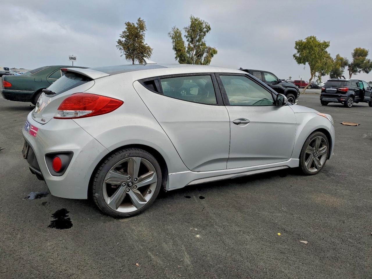 2015 HYUNDAI VELOSTER