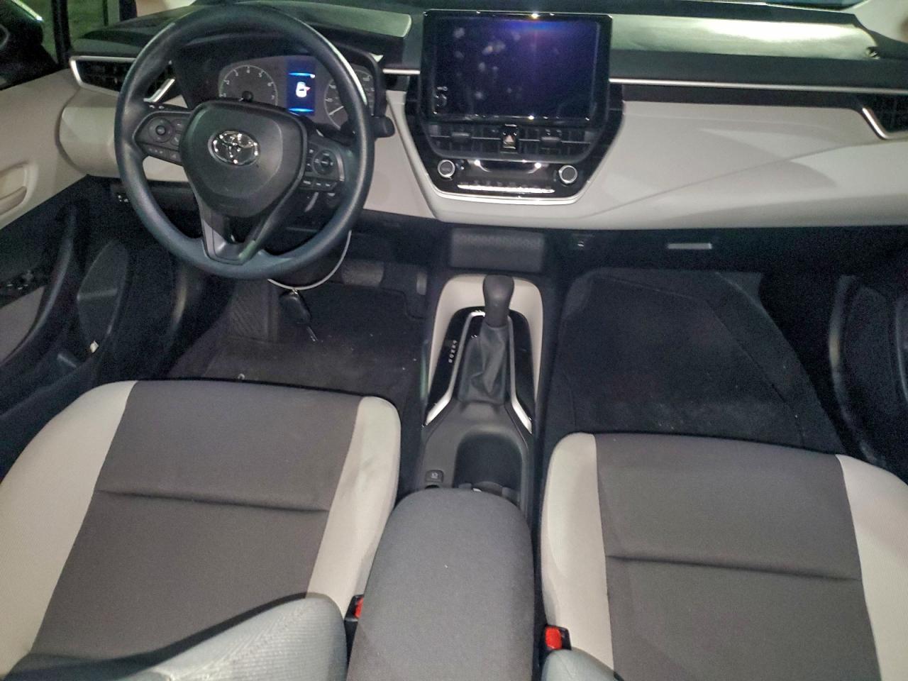 2025 TOYOTA COROLLA