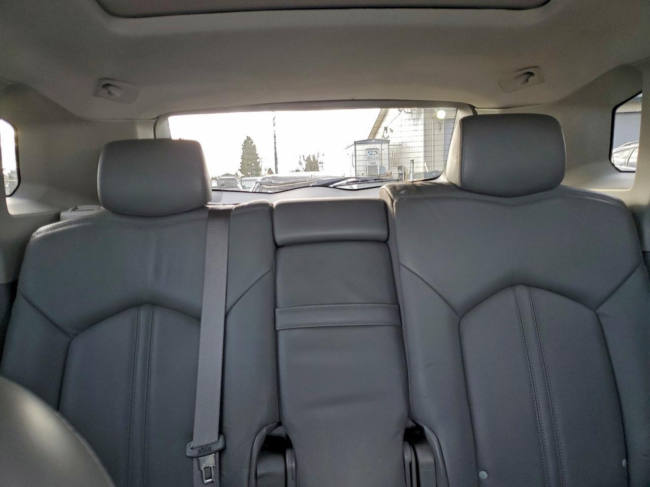 2010 CADILLAC SRX