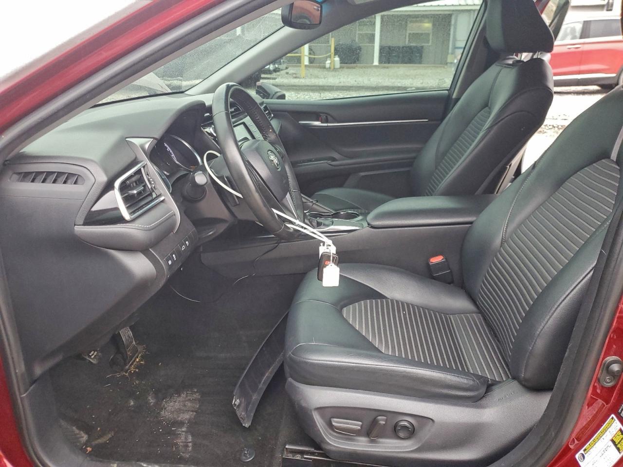 2018 TOYOTA CAMRY