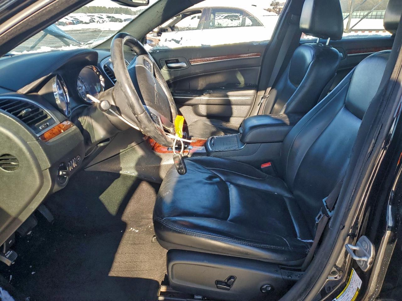 2014 CHRYSLER 300