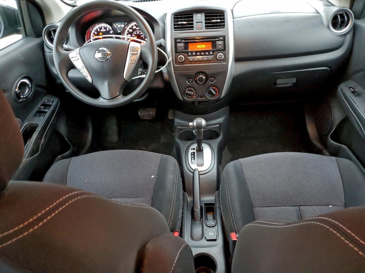 2016 NISSAN VERSA