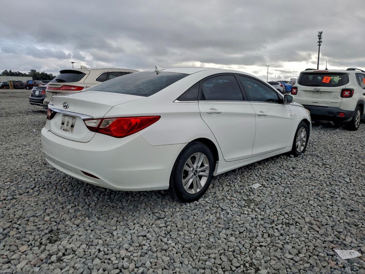 2011 HYUNDAI SONATA