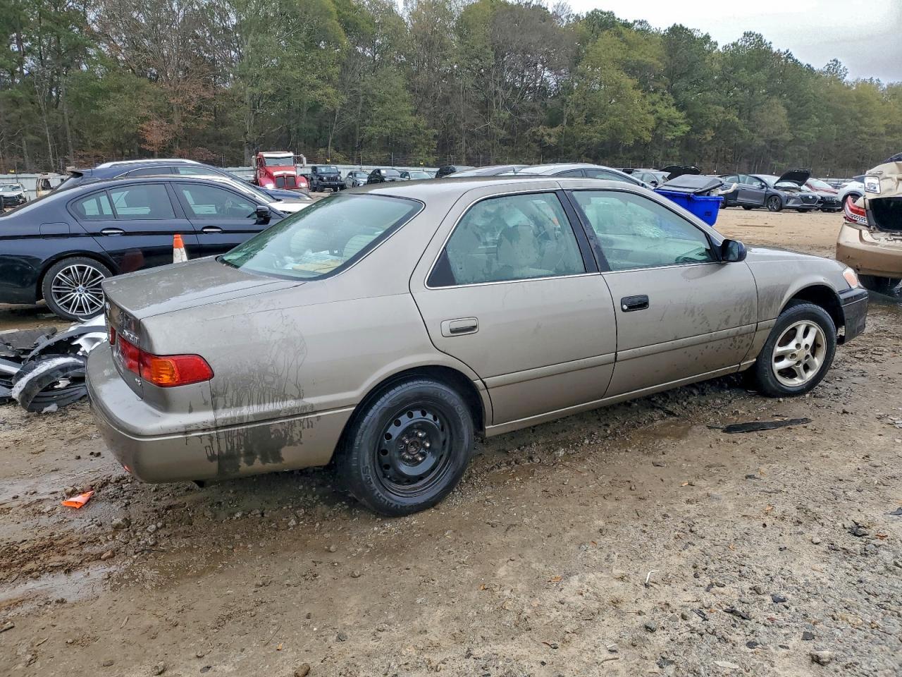 2001 TOYOTA CAMRY