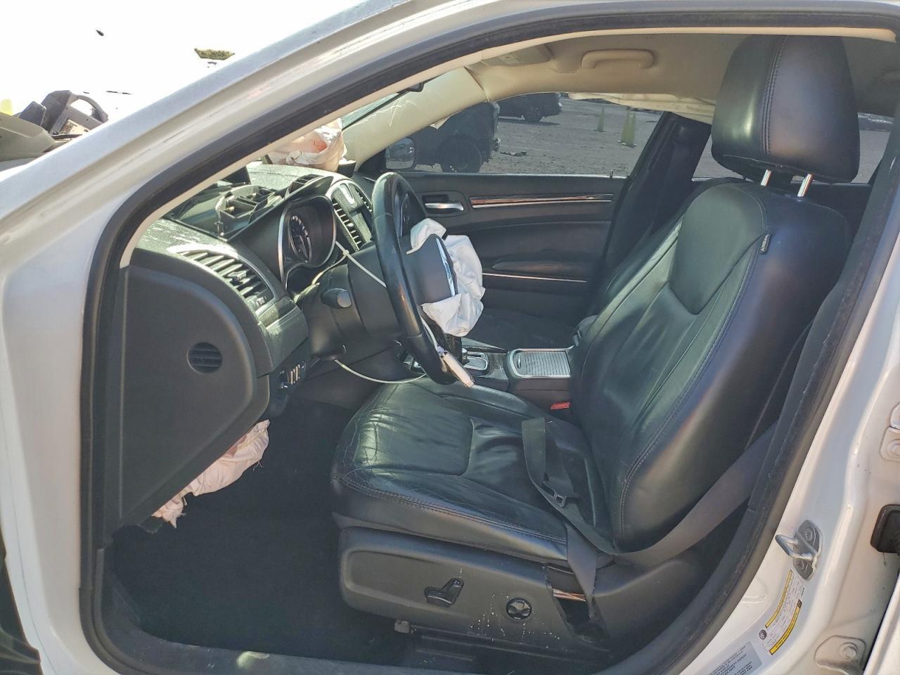2015 CHRYSLER 300