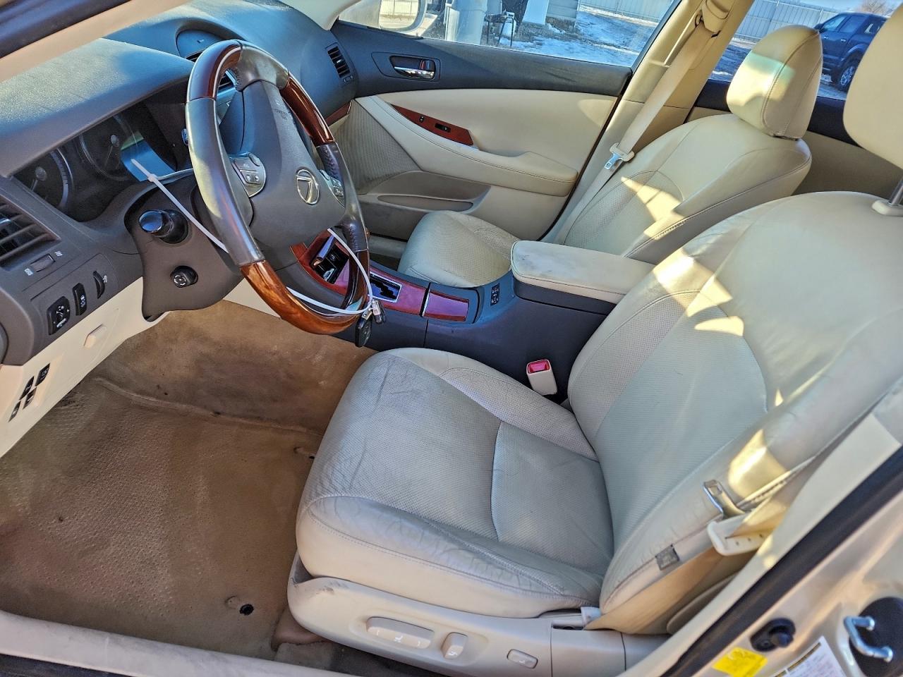 2011 LEXUS ES 350