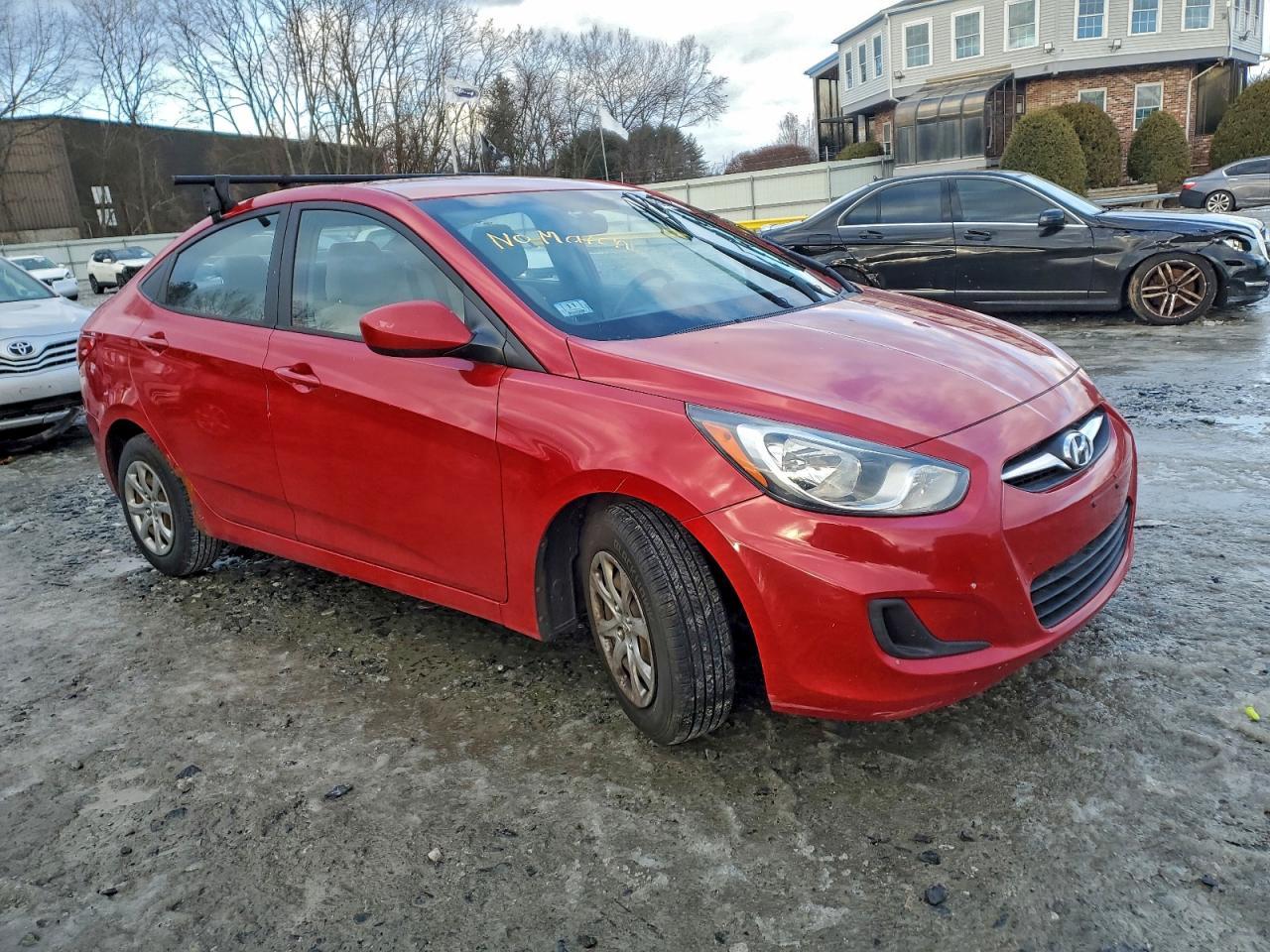 2013 HYUNDAI ACCENT