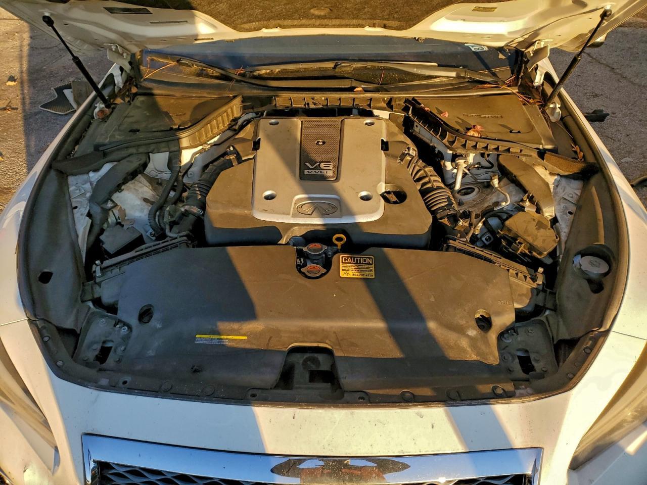2014 INFINITI Q50