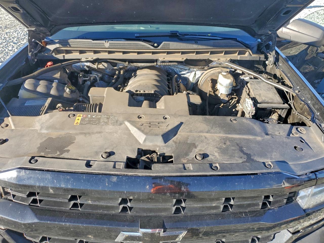 2018 CHEVROLET Silverado