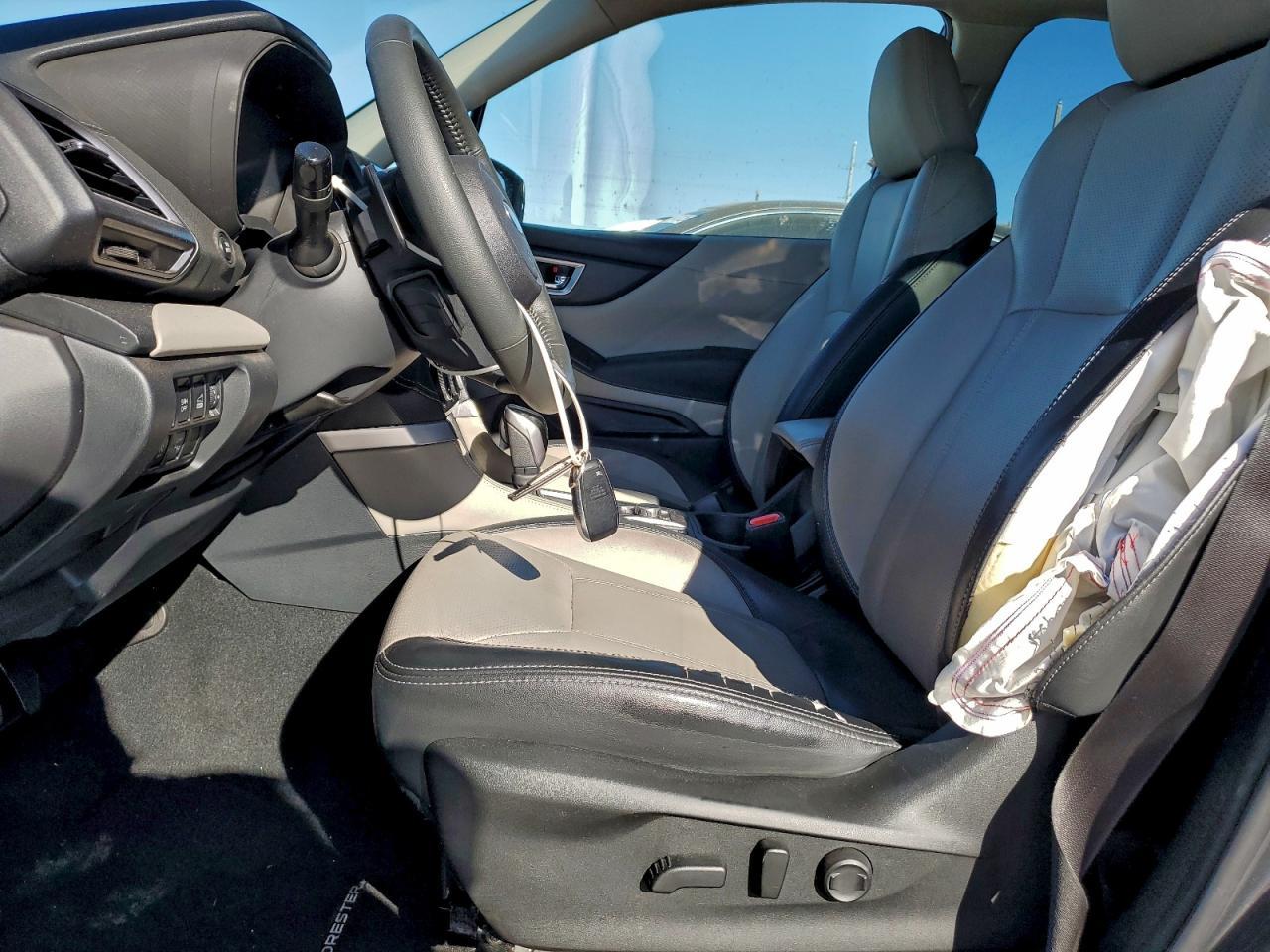 2022 SUBARU FORESTER