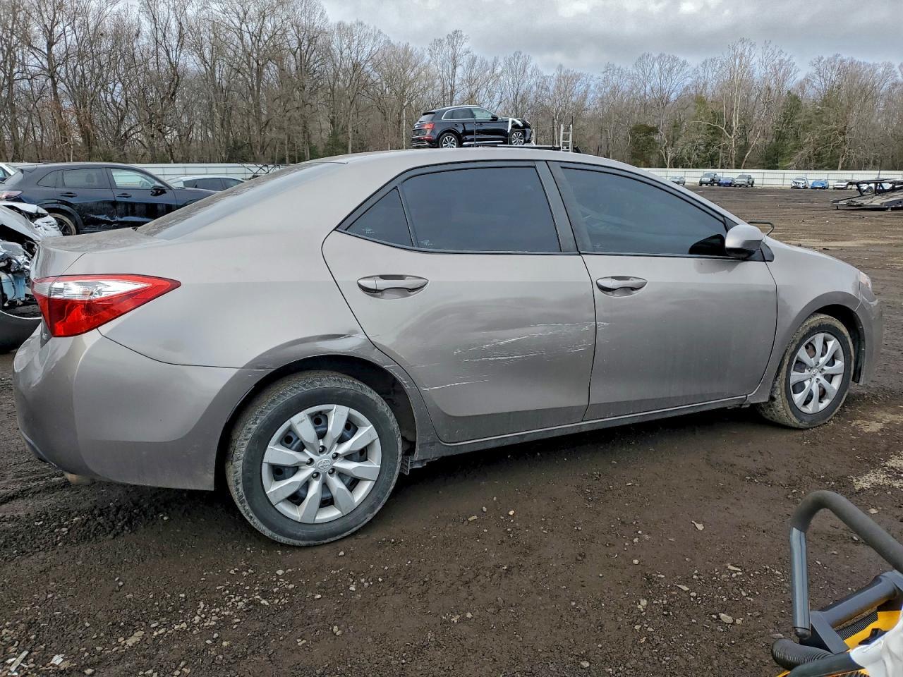 2016 TOYOTA COROLLA