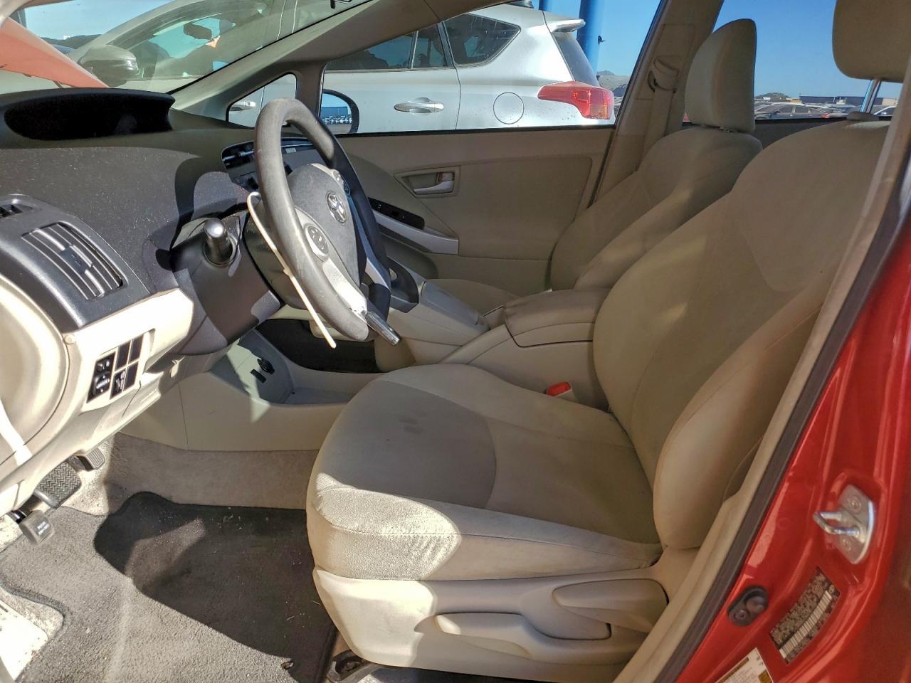 2011 TOYOTA PRIUS