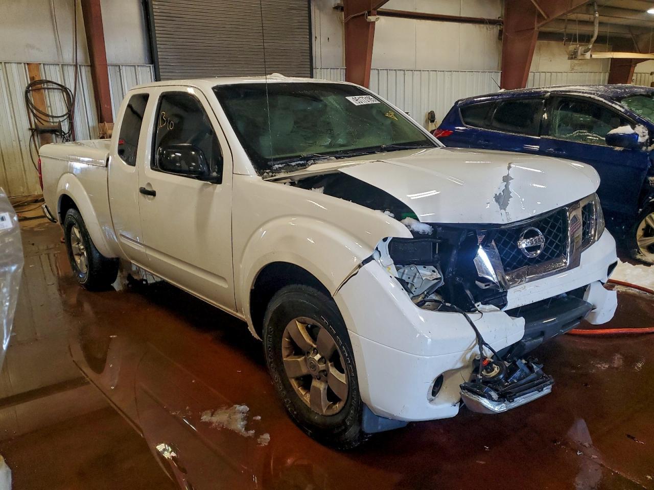 2012 NISSAN Frontier