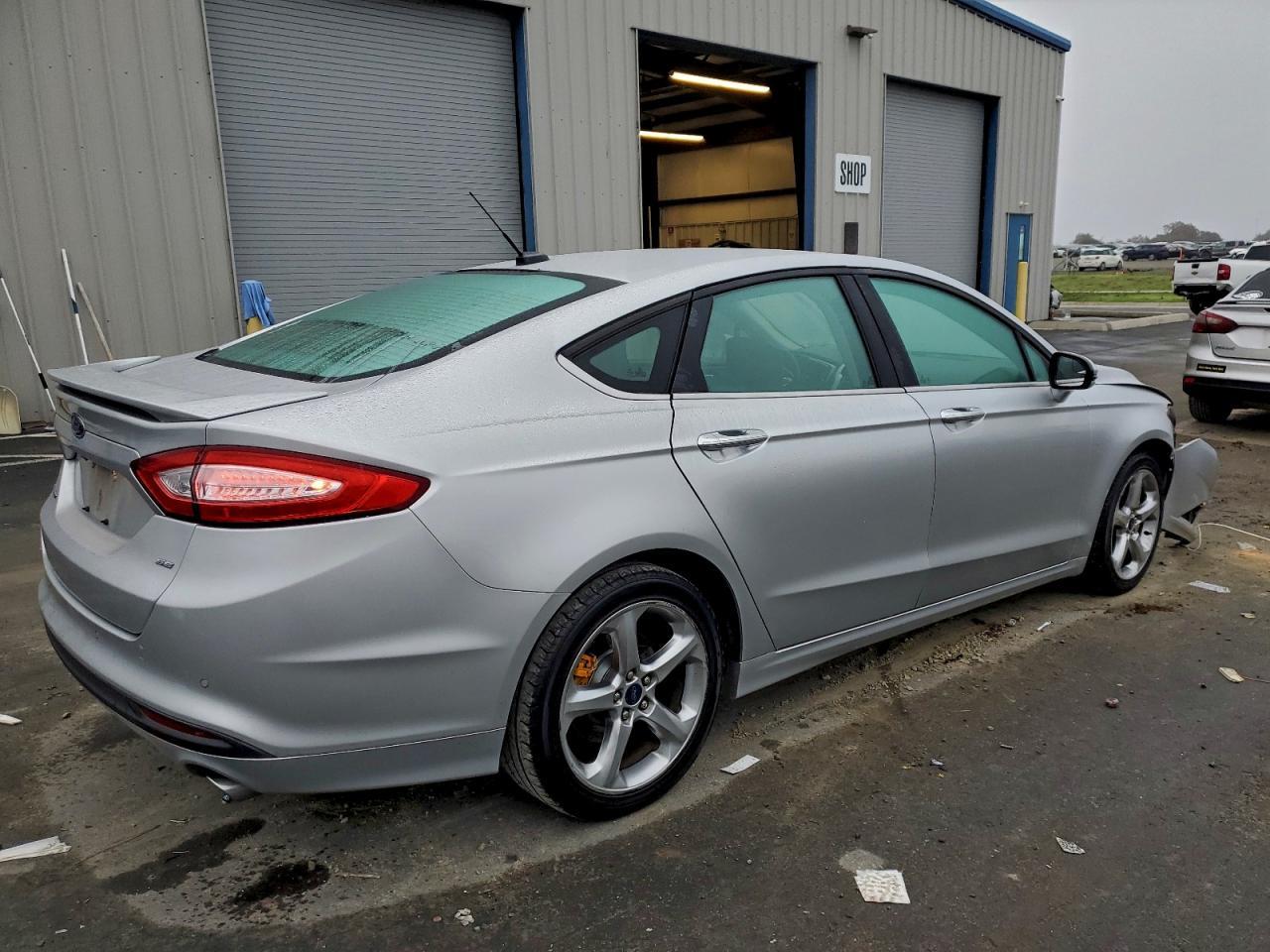 2016 FORD FUSION