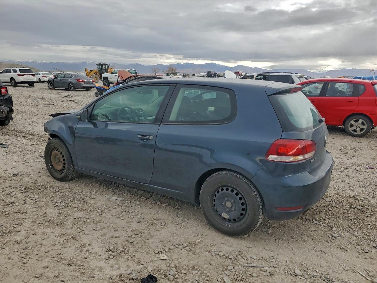 2011 VOLKSWAGEN GOLF