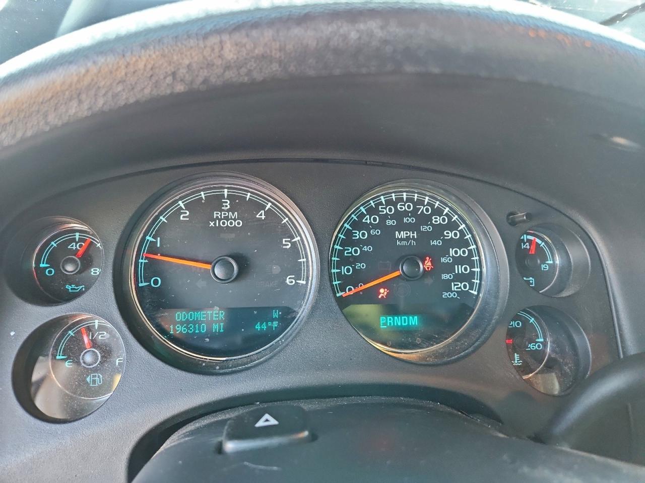 2013 CHEVROLET Suburban