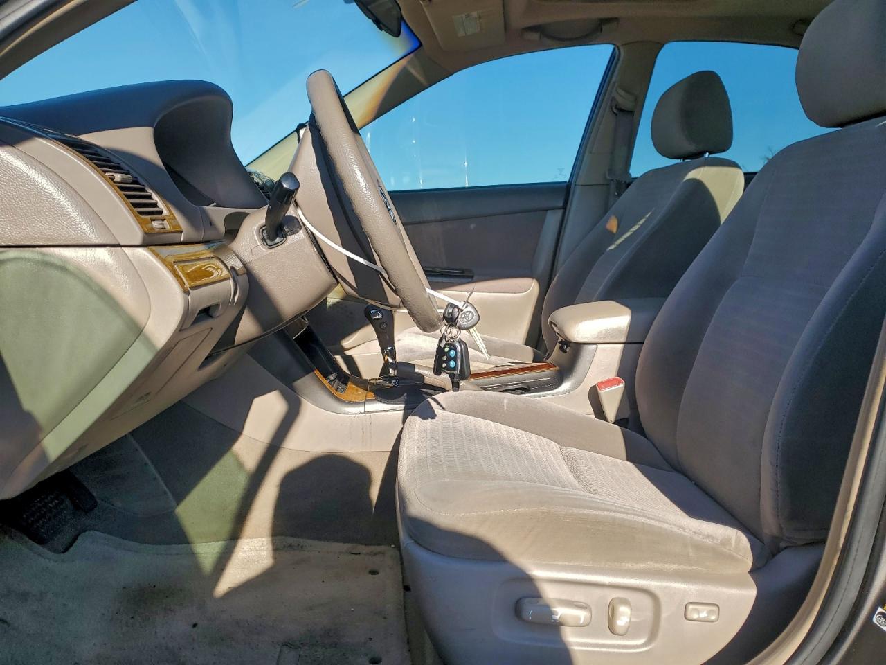 2005 TOYOTA CAMRY