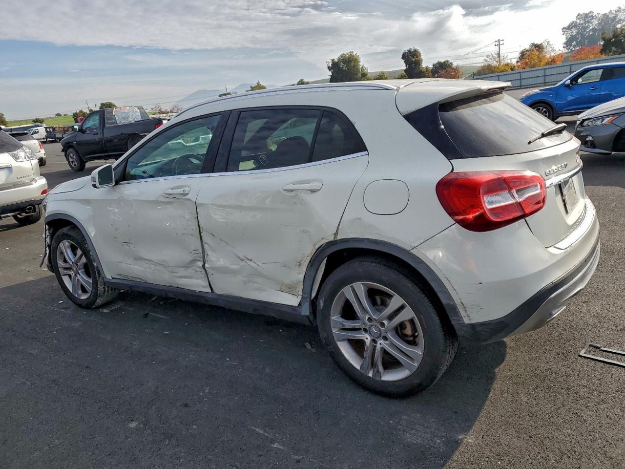 2016 MERCEDES-BENZ GLA-Class
