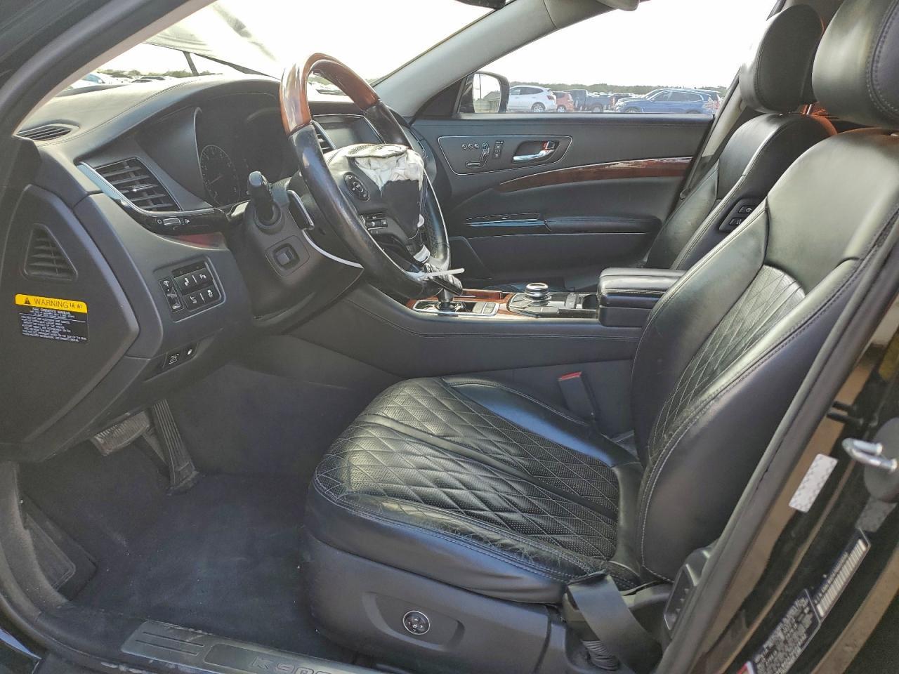 2016 KIA K900