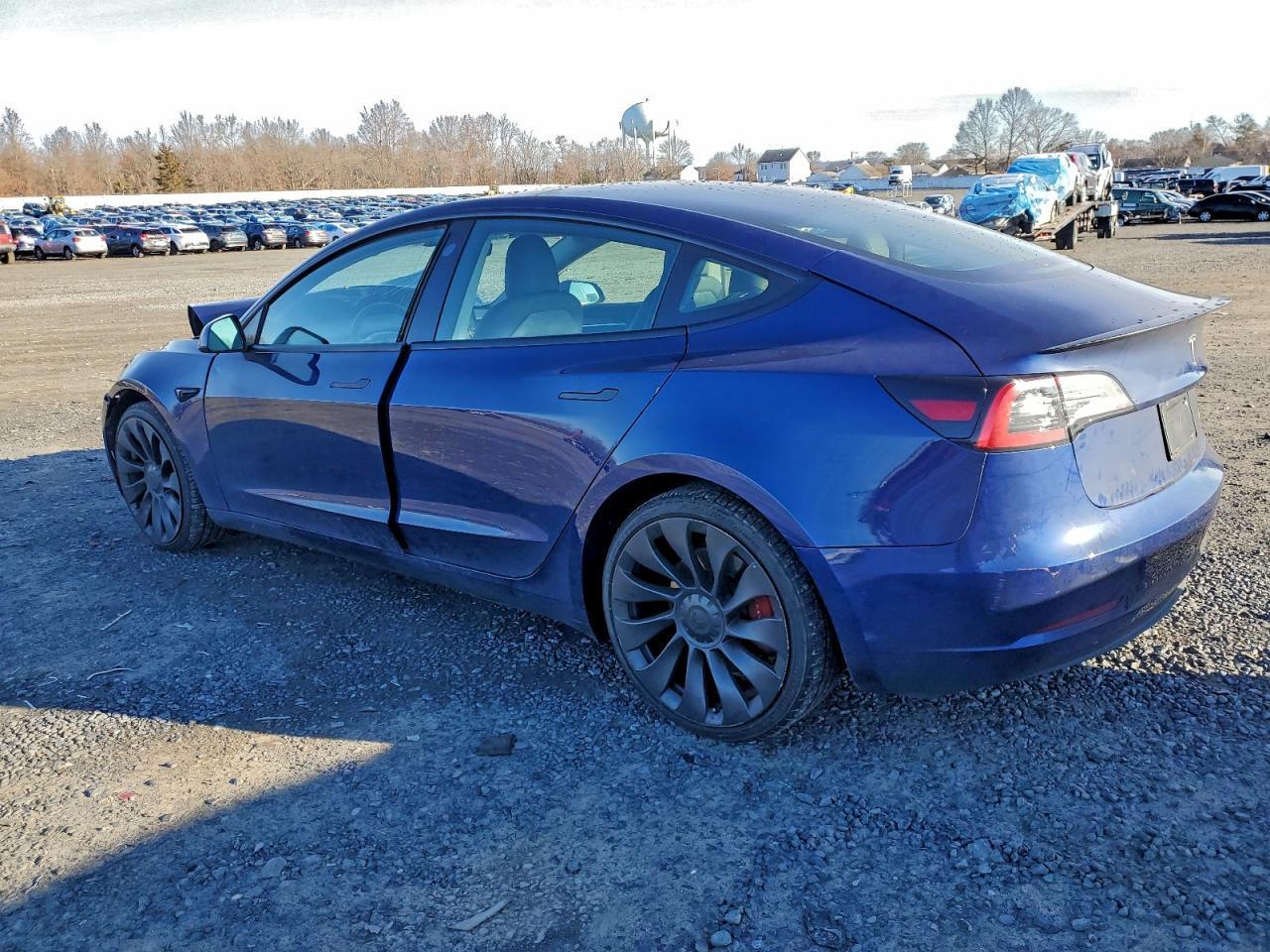 2023 TESLA MODEL 3