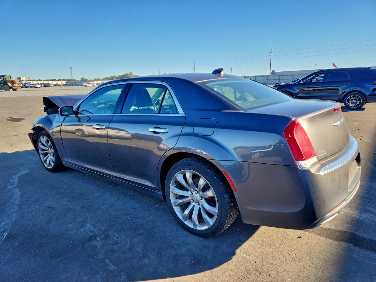 2020 CHRYSLER 300