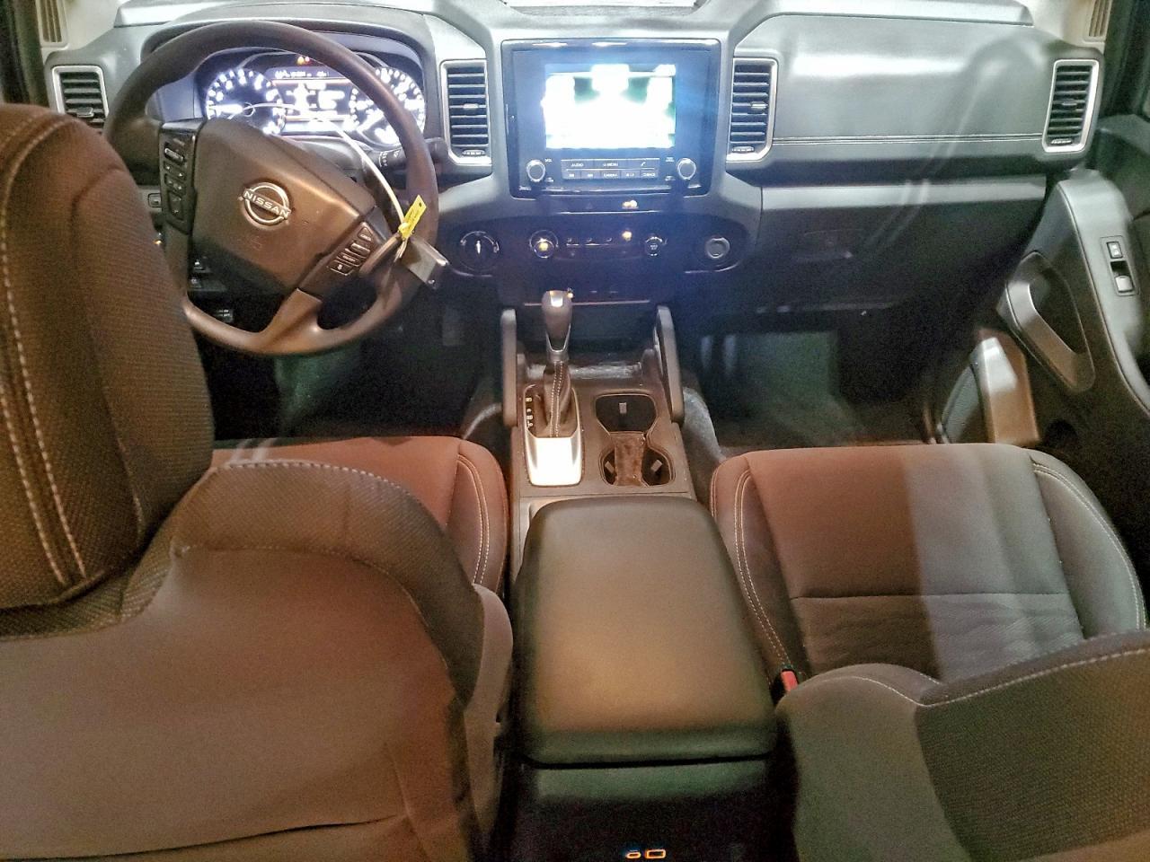 2022 NISSAN Frontier