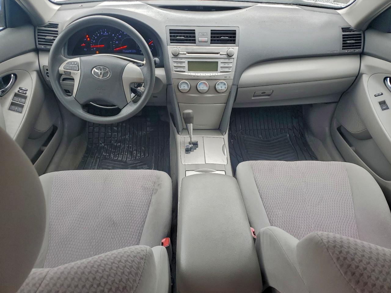 2011 TOYOTA CAMRY
